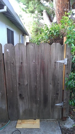 wood-fence-gate